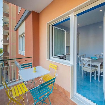La Casa Del Poeta - Appartamento Positano Майори Екстериор снимка